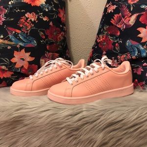 Barely used adidas sneakers